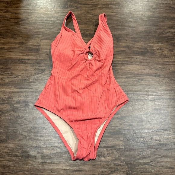 Kona Sol Women’s One Piece Swimsuit Size Medium - Picture 1 of 4
